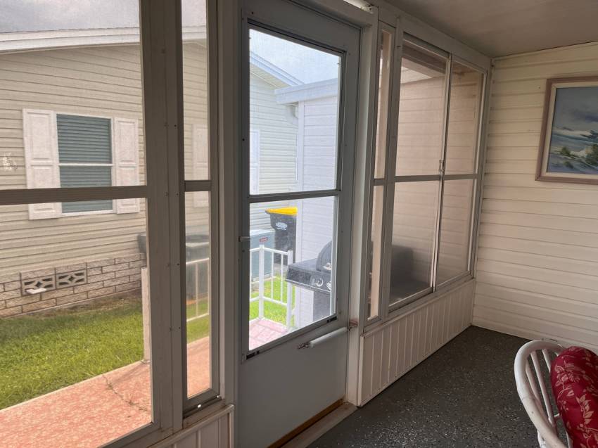 1276 Las Brisas Lane a Winter Haven, FL Mobile or Manufactured Home for Sale